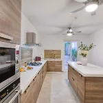 Luxury In St Pauls Bay W Pool By Homely Σεντ Πόλς Μπέι