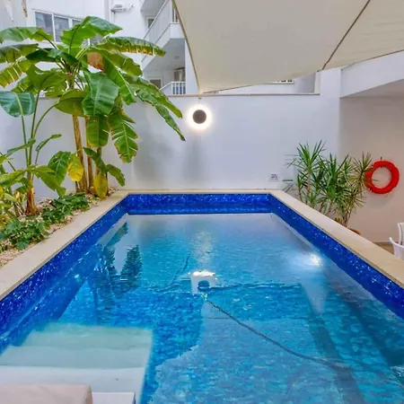 Apartment Luxury In St Pauls Bay W Pool By Homely St. Paul's Bay