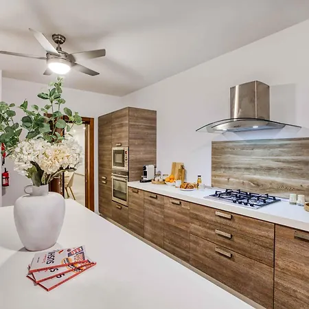 Apartment Luxury In St Pauls Bay W Pool By Homely