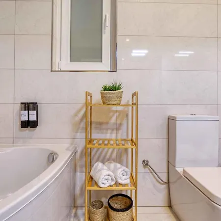 Luxury In St Pauls Bay W Pool By Homely *